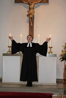 Pfarrerin Annalena Hardinge